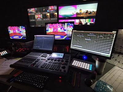 Vector Lighting Desk Vector Lighting Desk in TV Studio Lighting Gallery