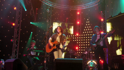 KT Tunstall CIN 2005 KT Tunstall performing on BBC1 Children In Need from Studio A Glasgow. November 2005.